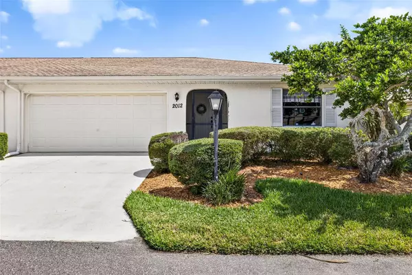 2012 HEREFORD DR #2012, Sun City Center, FL 33573