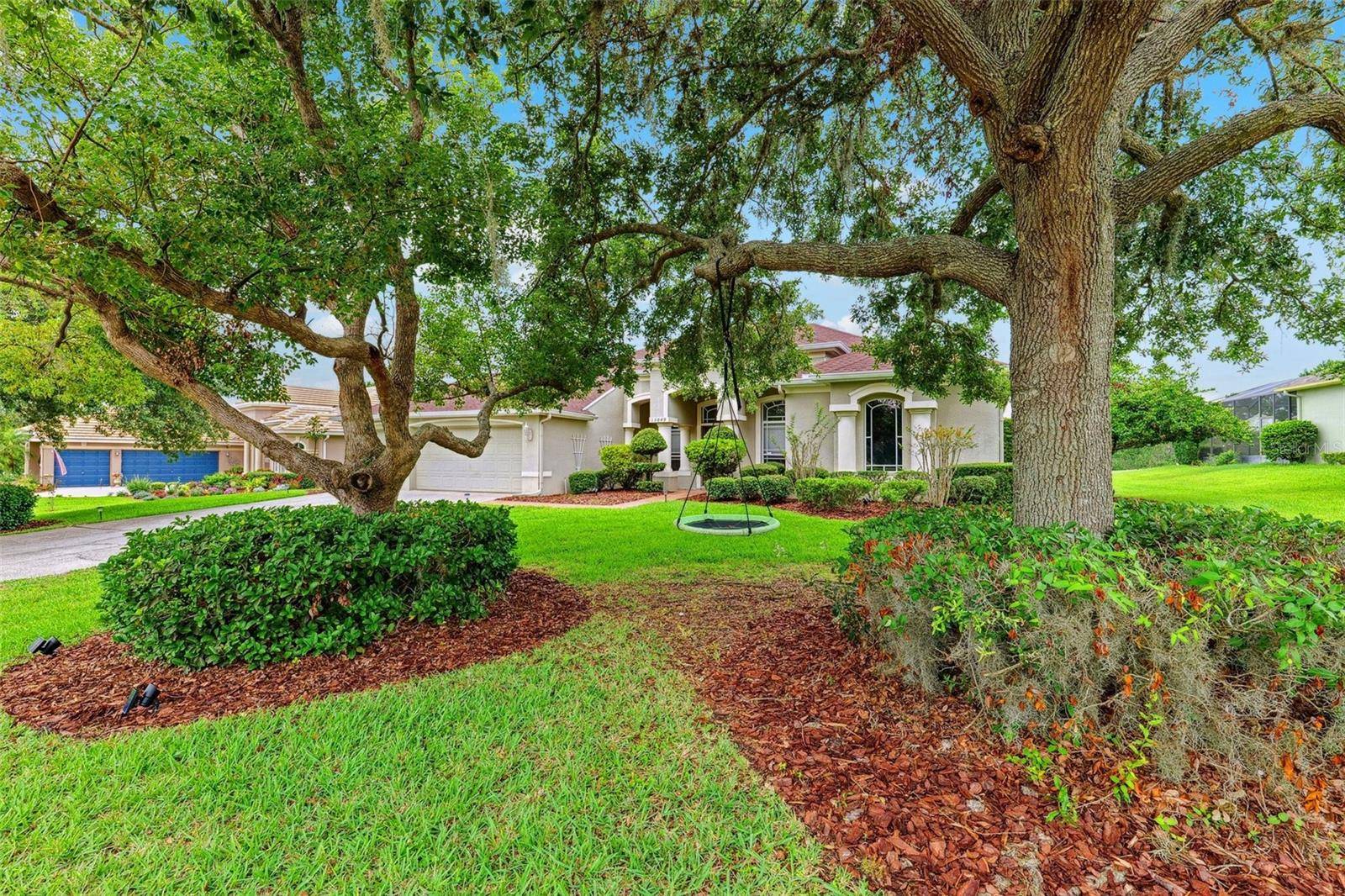 Dade City, FL 33525,13049 THOROUGHBRED DR