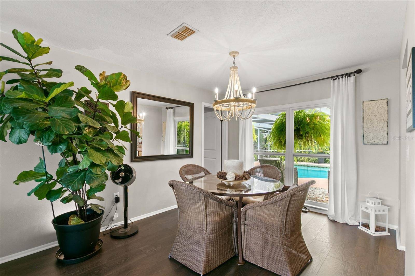 Pinellas Park, FL 33781,6833 CIRCLECREEK DR