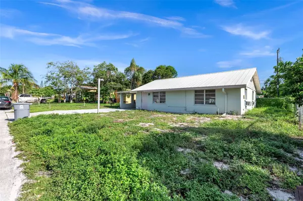 Lake Worth, FL 33462,1183 S RIDGE RD