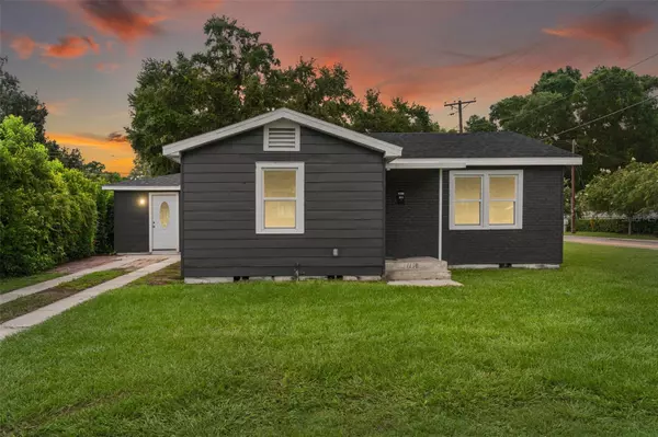 1160 E EDGEWOOD DR, Lakeland, FL 33803