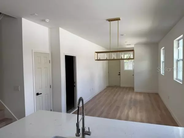 Tampa, FL 33607,1527 W ARCH ST