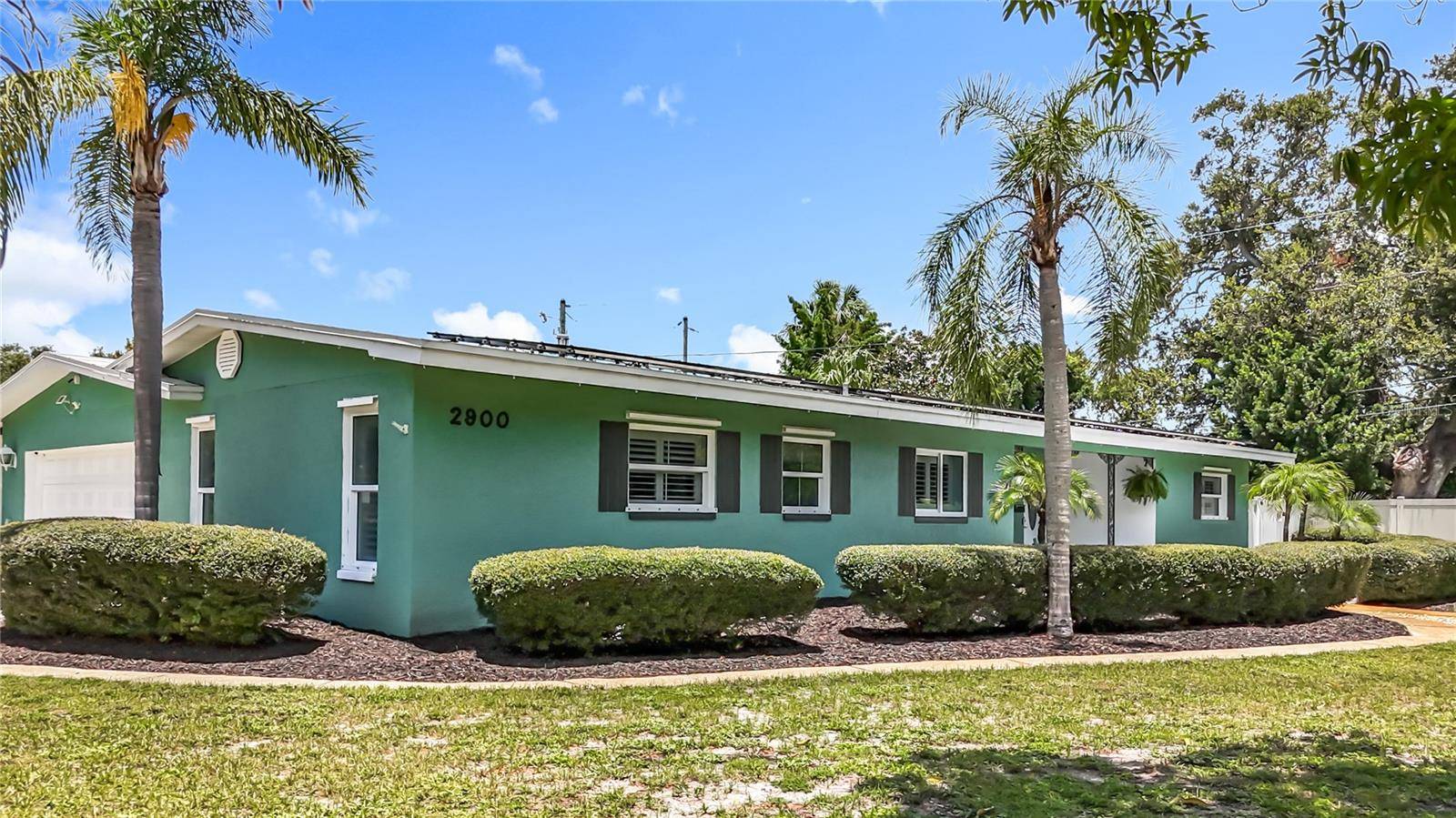 2900 PARK ST N, St Petersburg, FL 33710