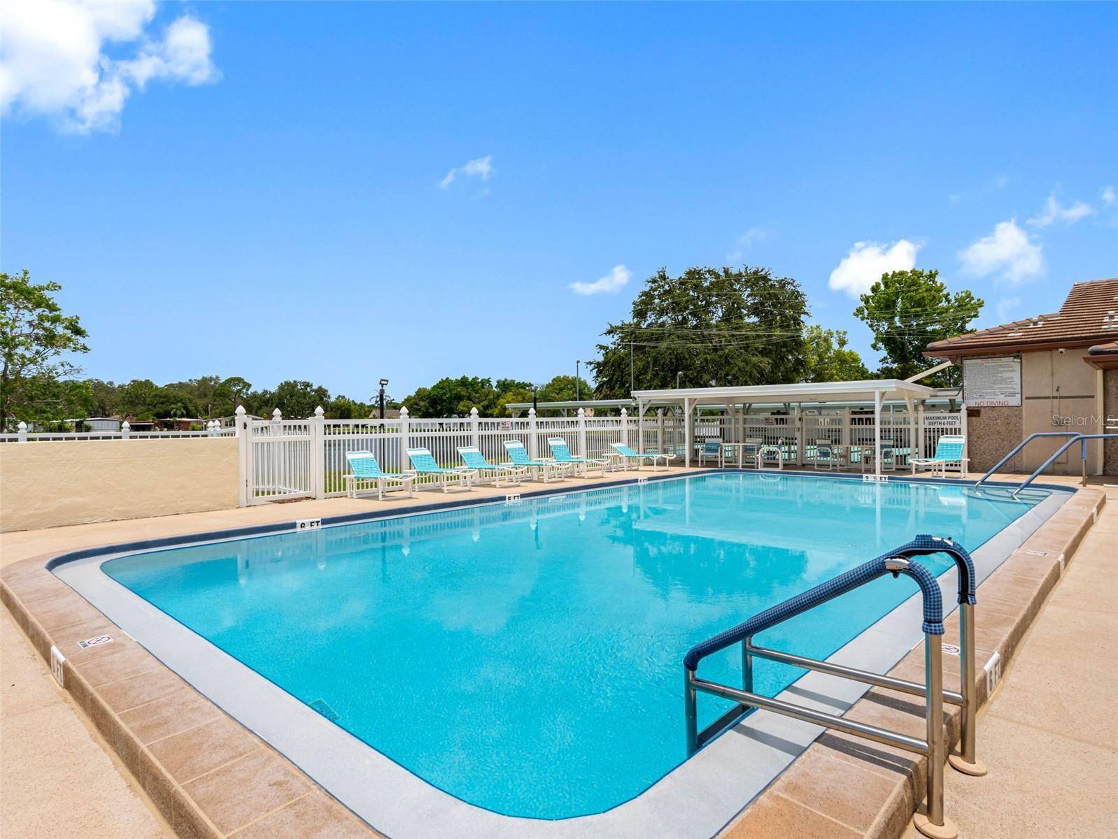 Largo, FL 33774,12501 ULMERTON RD #21