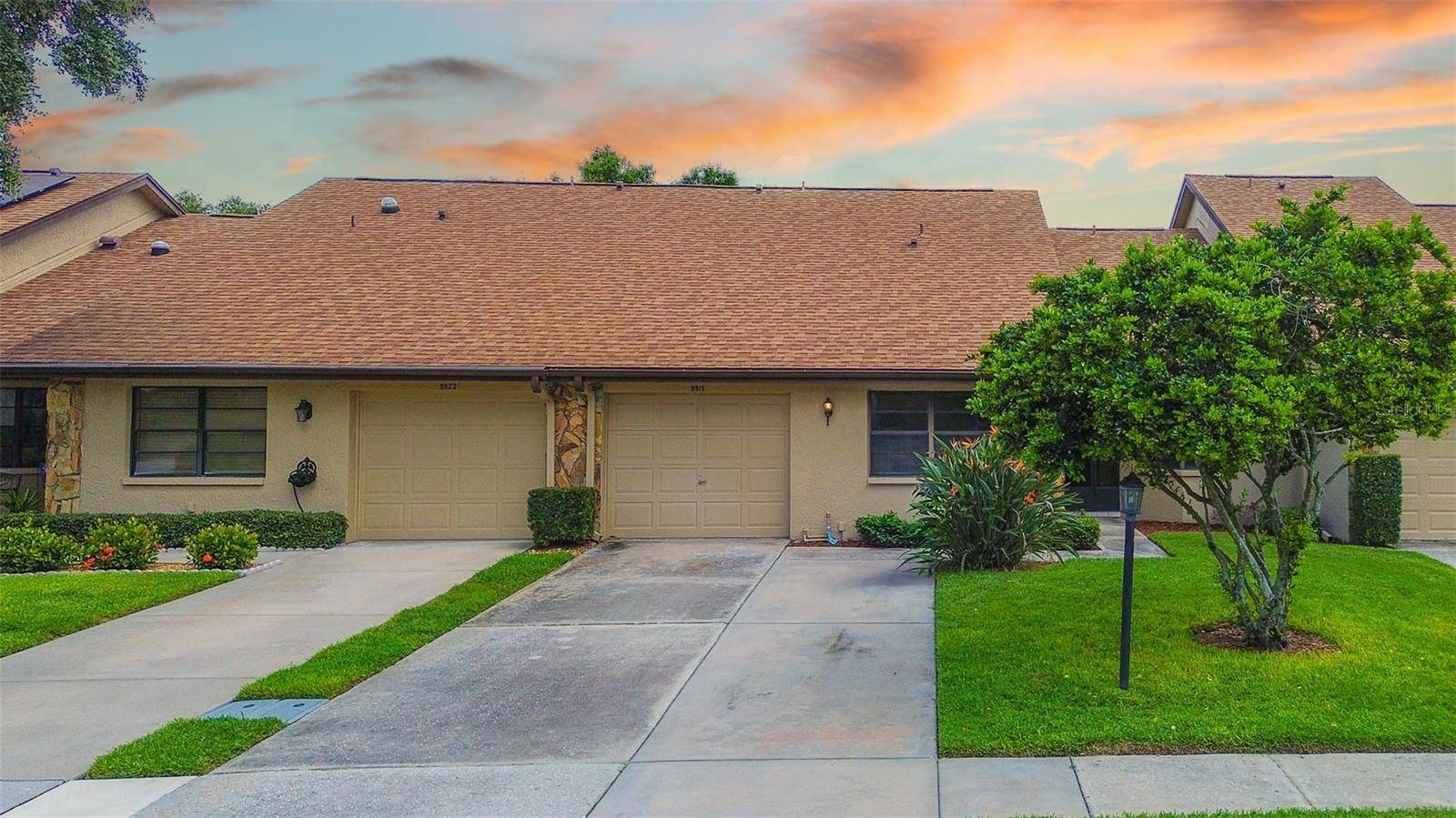 9915 LAKE SEMINOLE DR W, Largo, FL 33773