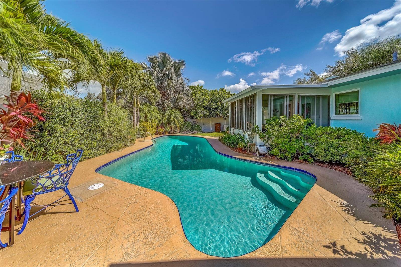 Belleair, FL 33756,2 EVONAIRE CIR
