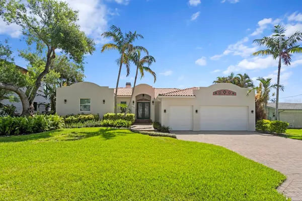 3265 MAPLE ST NE, St Petersburg, FL 33704