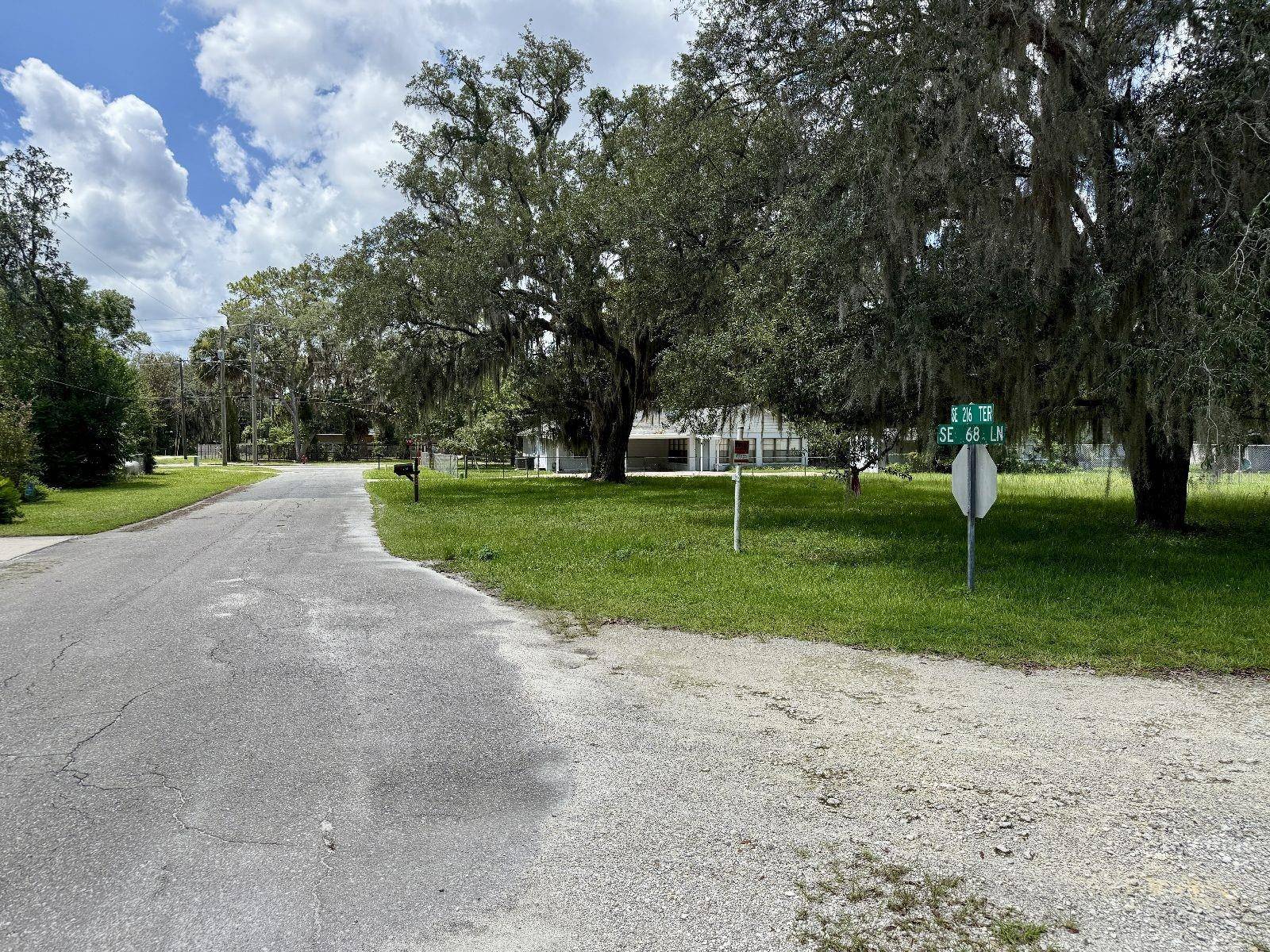 Hawthorne, FL 32640,SE 68TH LN