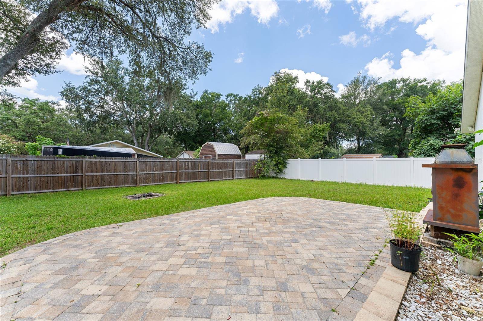 Lady Lake, FL 32159,40001 PARKINSONISA ST