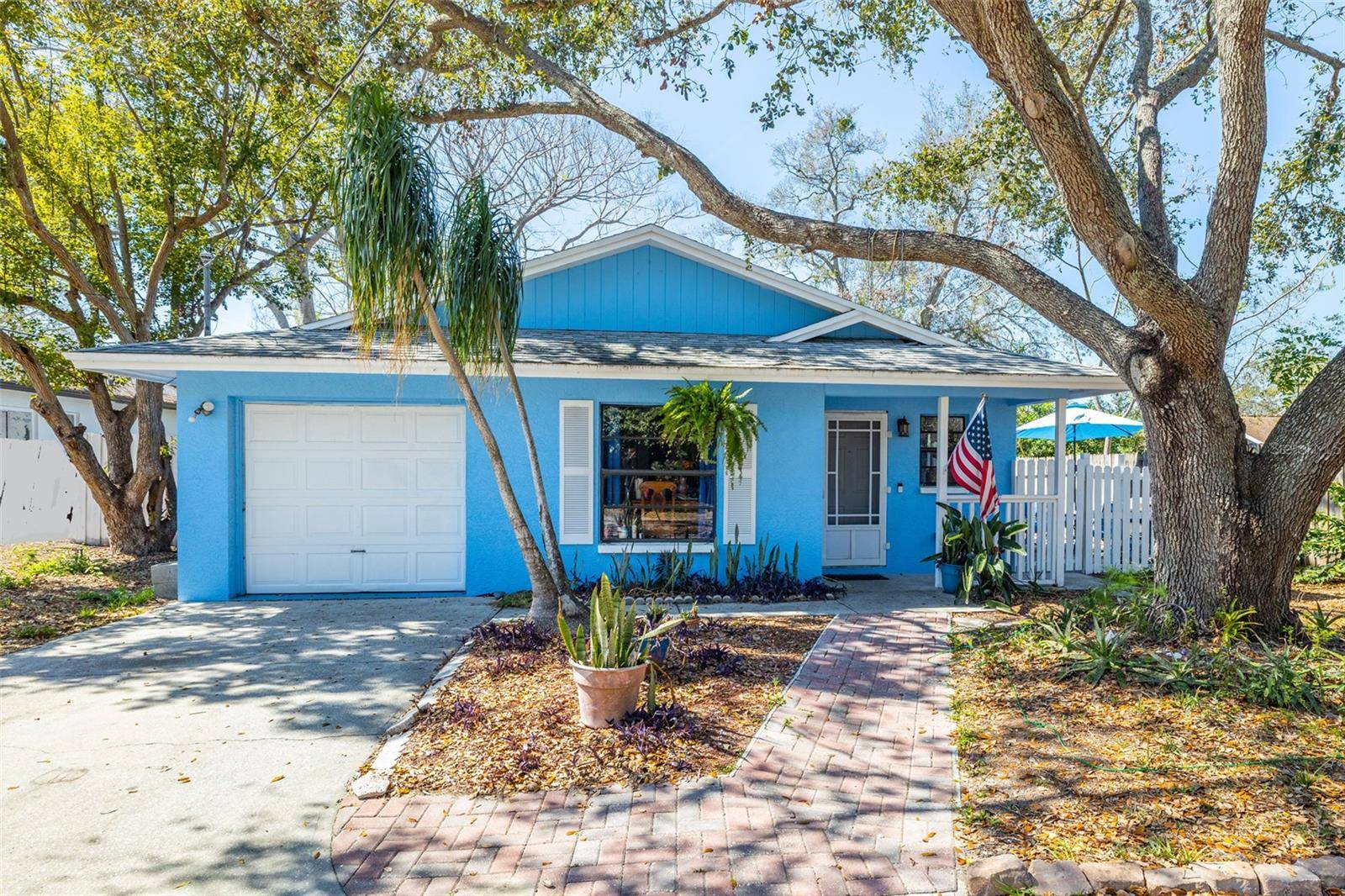1335 15TH ST, Palm Harbor, FL 34683