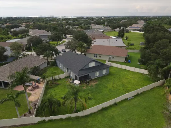 Apollo Beach, FL 33572,7326 GUILFORD PINE LN