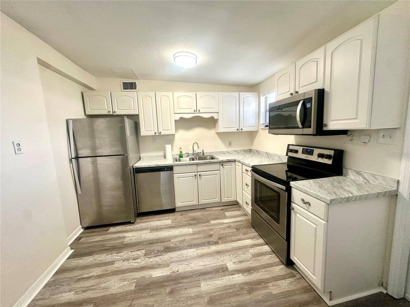 Seminole, FL 33777,9333 82ND ST