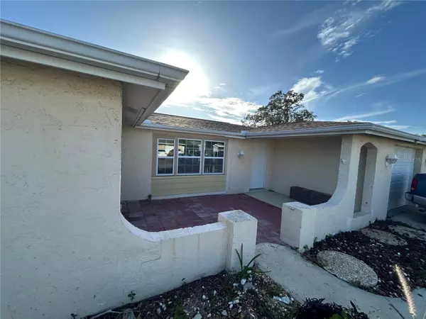 Port Richey, FL 34668,9005 LUNAR LN
