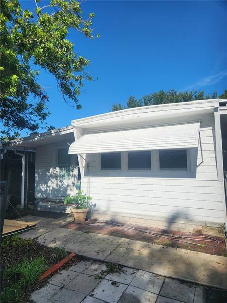 5320 W PINE ST N, St Petersburg, FL 33709