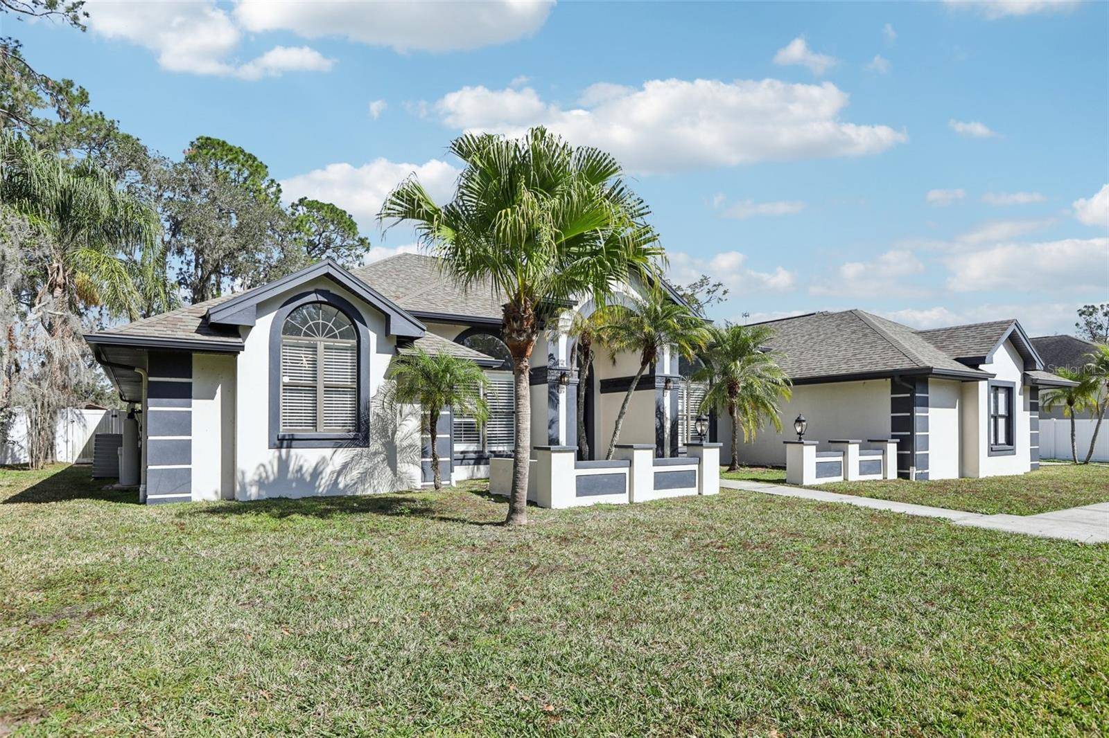Valrico, FL 33596,1010 EMERALD CREEK DR