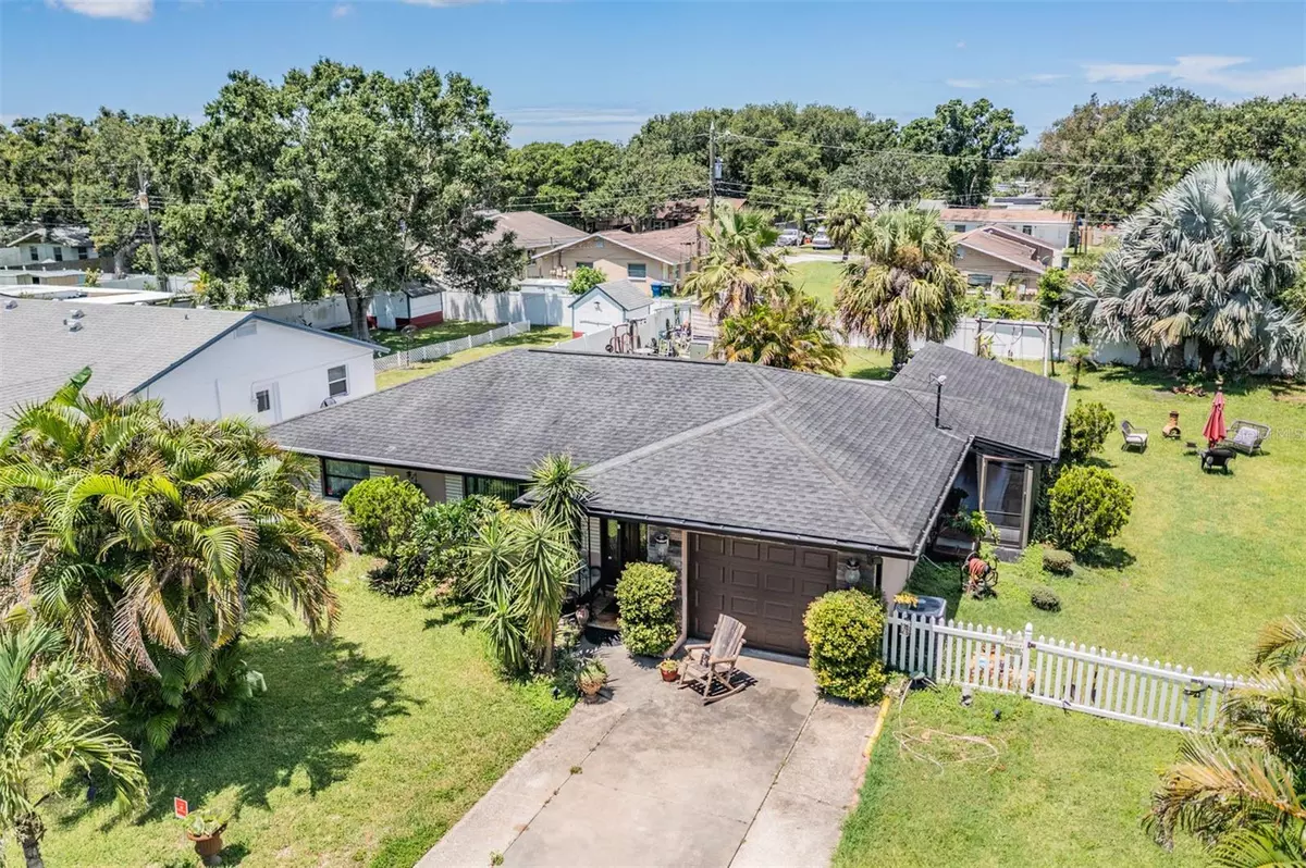 Largo, FL 33771,250 LAKE PALMS DR