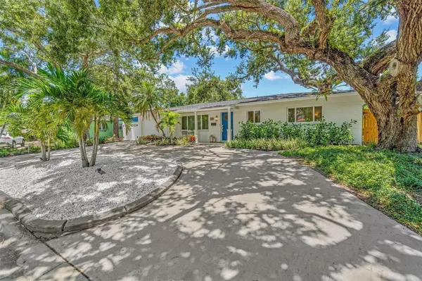 8263 27TH AVE N, St Petersburg, FL 33710