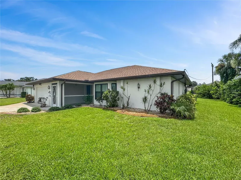 12 CHARLESTON CIR, Englewood, FL 34223