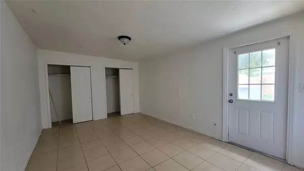 Tampa, FL 33619,1336 WARRINGTON WAY