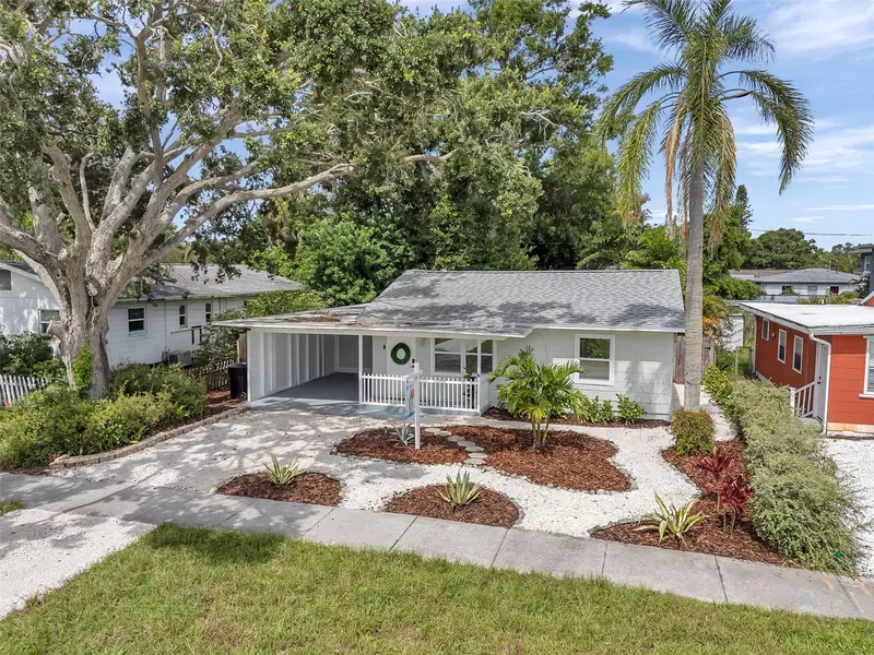 1113 55TH ST S, Gulfport, FL 33707