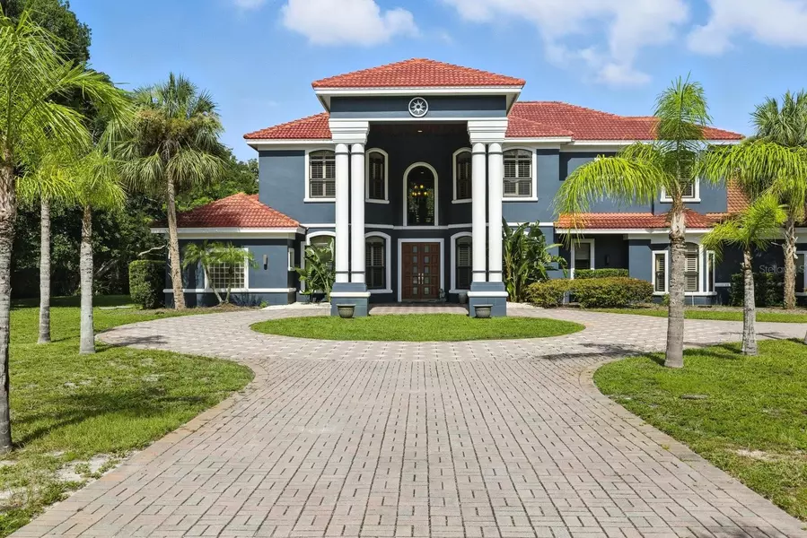 2555 BRYAN LN, Tarpon Springs, FL 34688