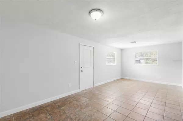 Largo, FL 33771,127 EMERALD LN
