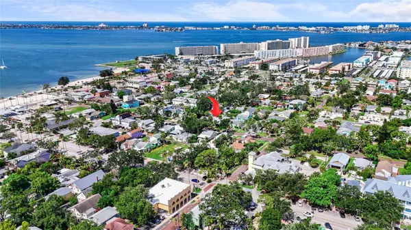 Gulfport, FL 33707,3025 56TH ST S