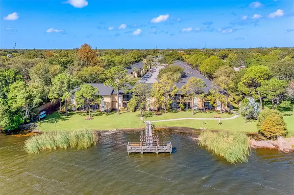 10195 SAILWINDS BLVD N #202, Largo, FL 33773