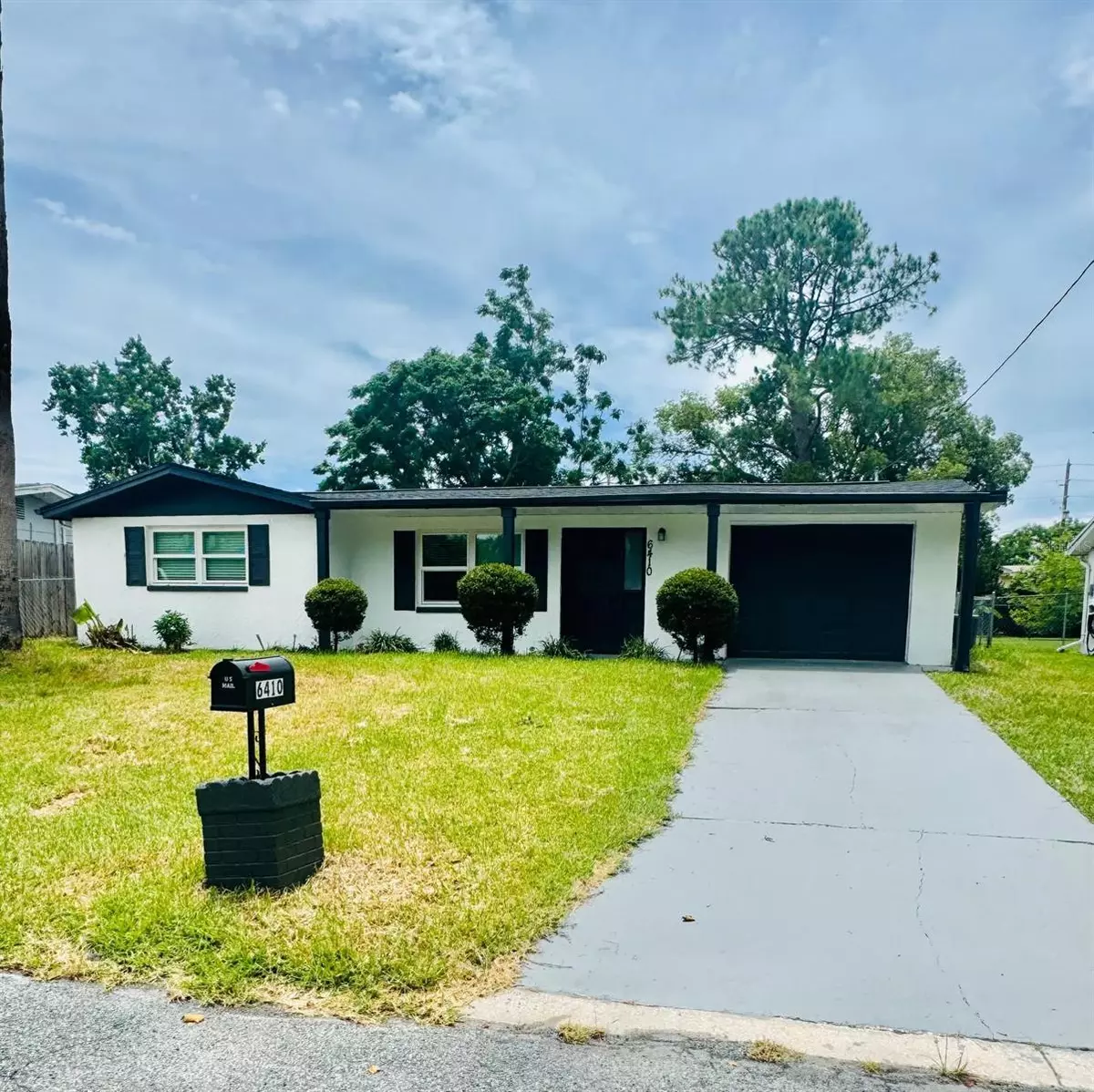 Port Richey, FL 34668,6410 GAINSBORO DR