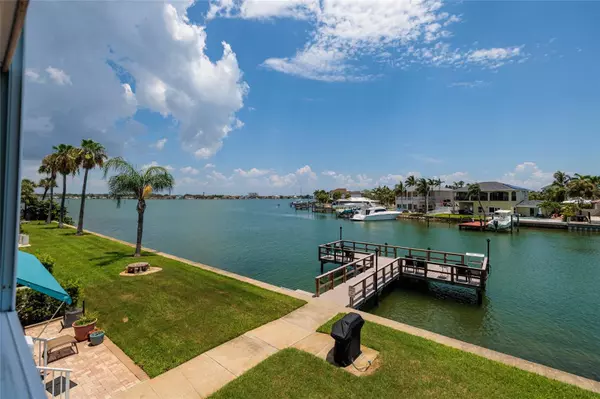 South Pasadena, FL 33707,1893 SHORE DR S #209