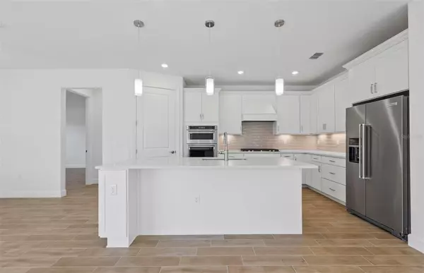 Englewood, FL 34223,1832 SILVER SHORES BLVD