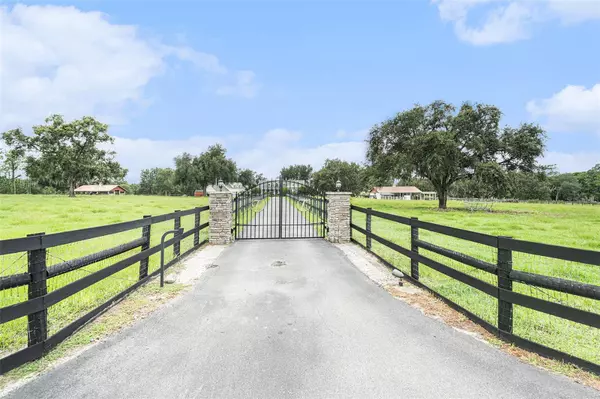 Dade City, FL 33523,30841 DEER RUN