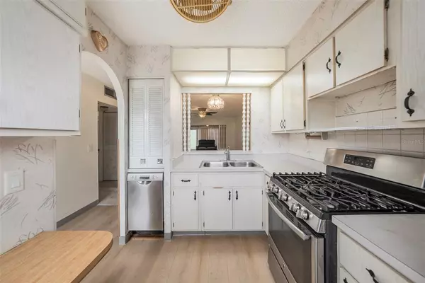 Clearwater, FL 33759,2965 FLINT DR N #2965