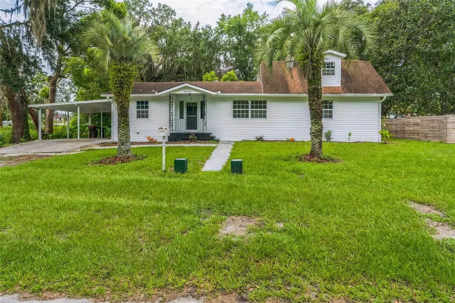 5654 SE POINCIANA RD, Belleview, FL 34420