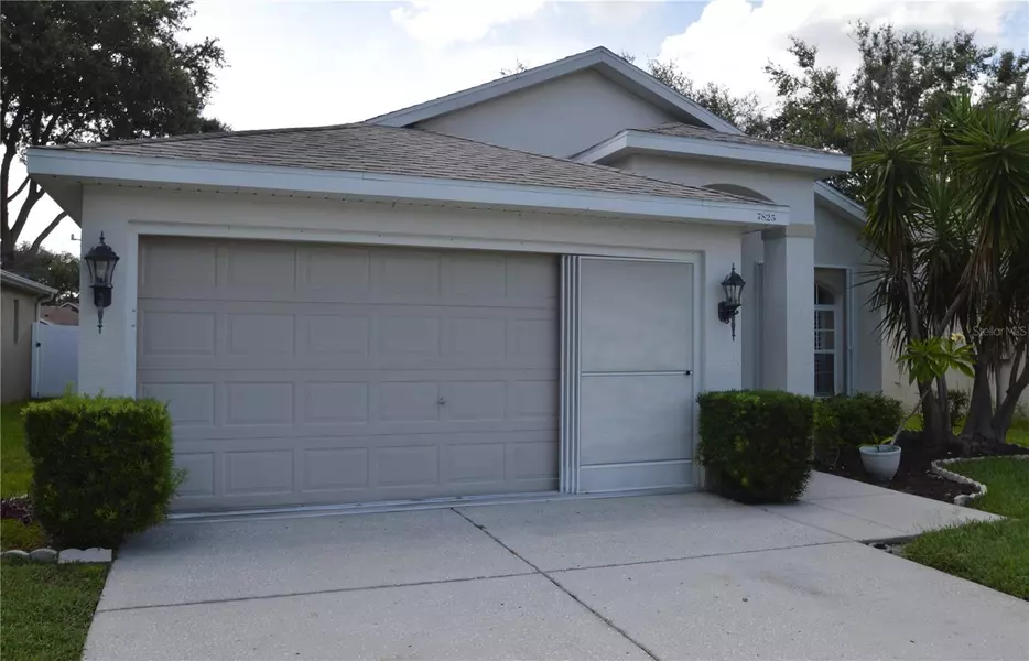 7825 PROSPECT HILL CIR, New Port Richey, FL 34654