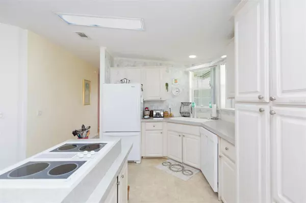 Dade City, FL 33525,10045 HAMP DR