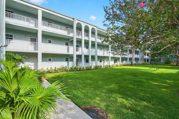 Belleair, FL 33756,1706 BELLEAIR FOREST DR #344