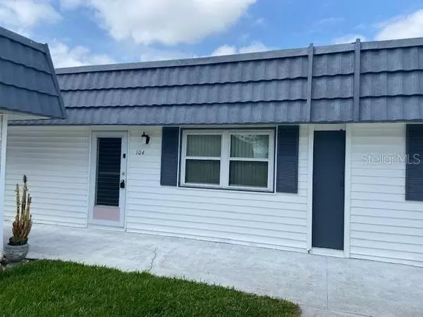 205 ANDOVER PL N #104, Sun City Center, FL 33573