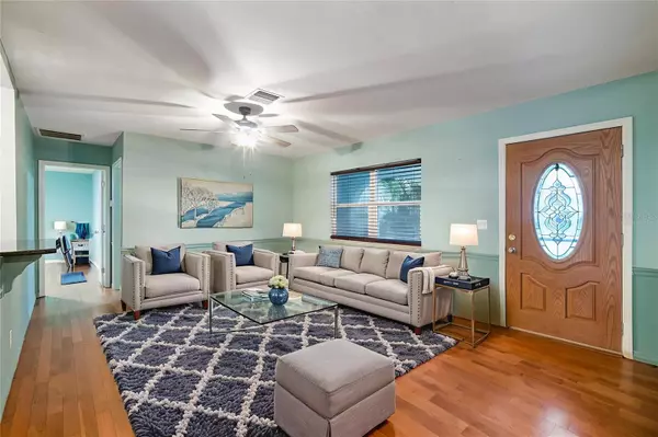 St Petersburg, FL 33703,5924 16TH LN NE
