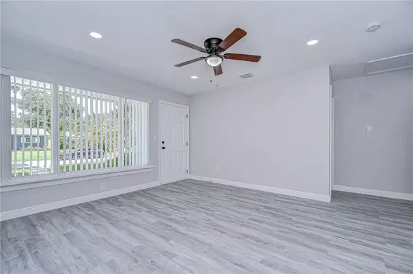 St Petersburg, FL 33713,4010 7TH AVE N