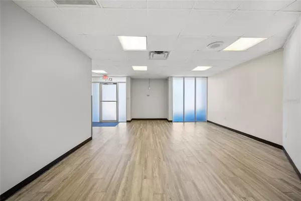Tarpon Springs, FL 34689,1744 S PINELLAS AVE
