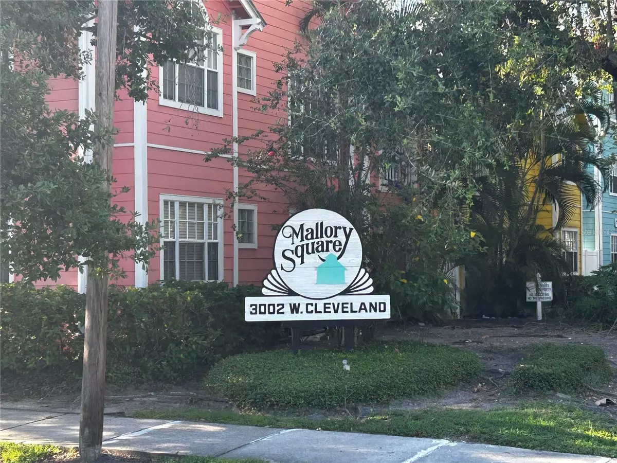 Tampa, FL 33609,3002 W CLEVELAND ST #B7