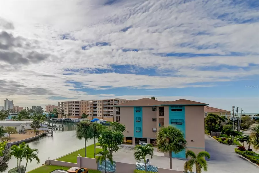 175 116TH AVE #104, Treasure Island, FL 33706