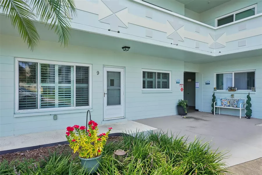 2255 PHILIPPINE DR #9, Clearwater, FL 33763