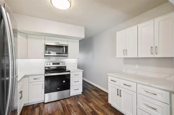 Clearwater, FL 33763,2255 PHILIPPINE DR #9