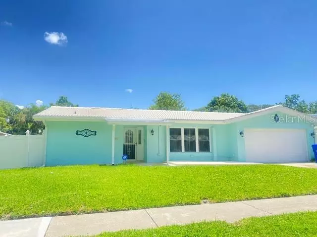1271 OVERCASH DR, Dunedin, FL 34698