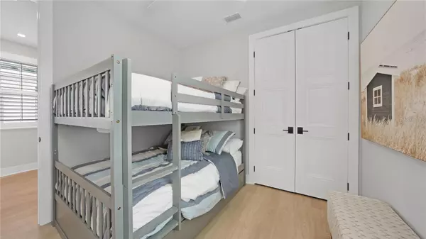 Bradenton Beach, FL 34217,111 4TH ST S