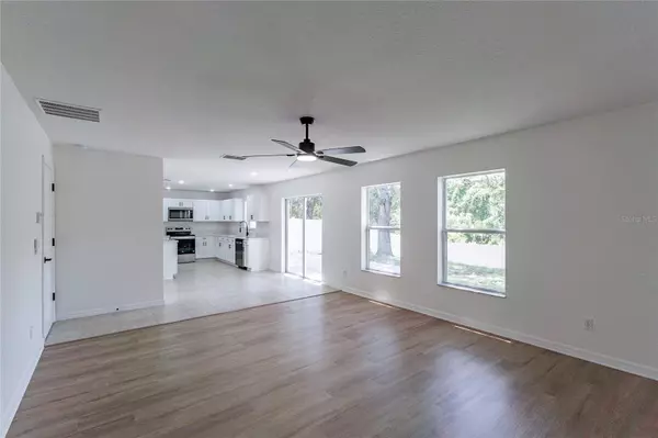 Tavares, FL 32778,2457 MARTINS RUN