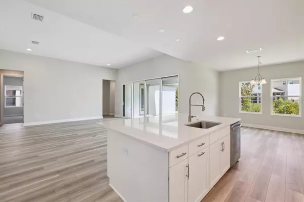 Spring Hill, FL 34609,13132 LONG VALLEY CIR