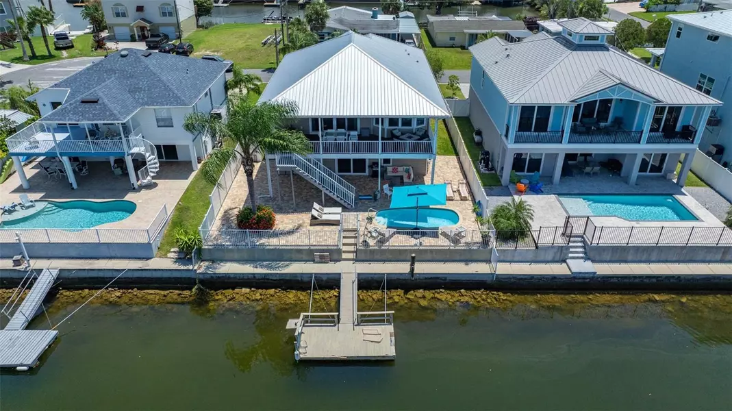4387 2ND ISLE DR, Hernando Beach, FL 34607